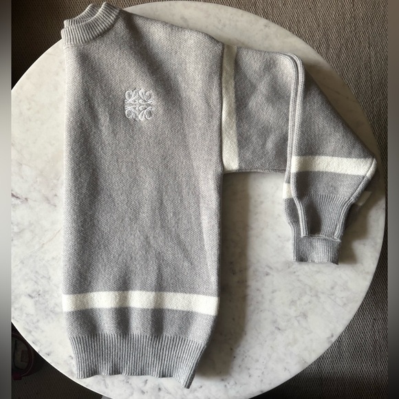 LOEWE
Anagram Cashmere & Cotton Sweater - Picture 8 of 10